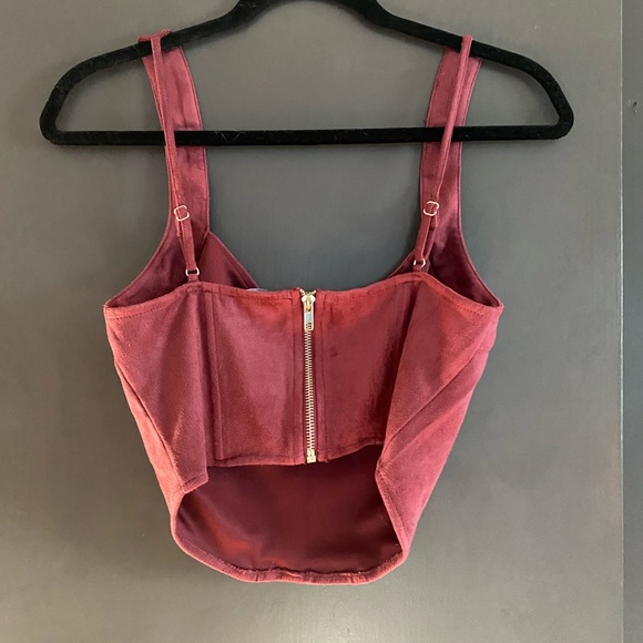 NWT Lulu’s crop faux suede bustier top Size M - Picture 2 of 3